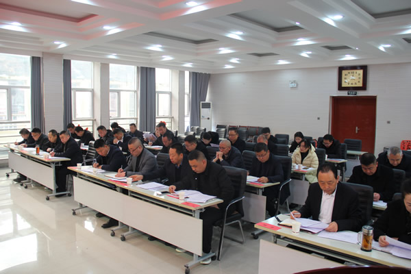 隴運(yùn)集團(tuán)公司黨委召開2025年黨建暨黨風(fēng)廉政建設(shè)工作會